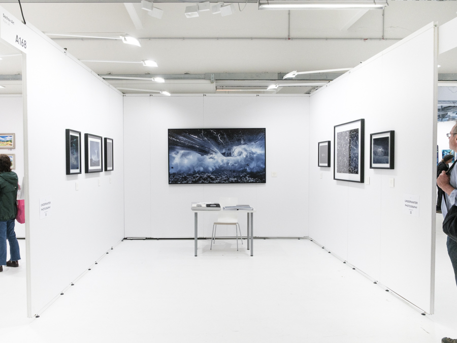 Underwater Art by Alexej Sachov – installation view at ARTMUC 2025 (1)